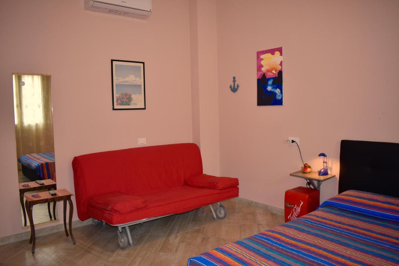 مبيت وإفطار شيرفو Tra Il Borgo E Il Mare المظهر الخارجي الصورة